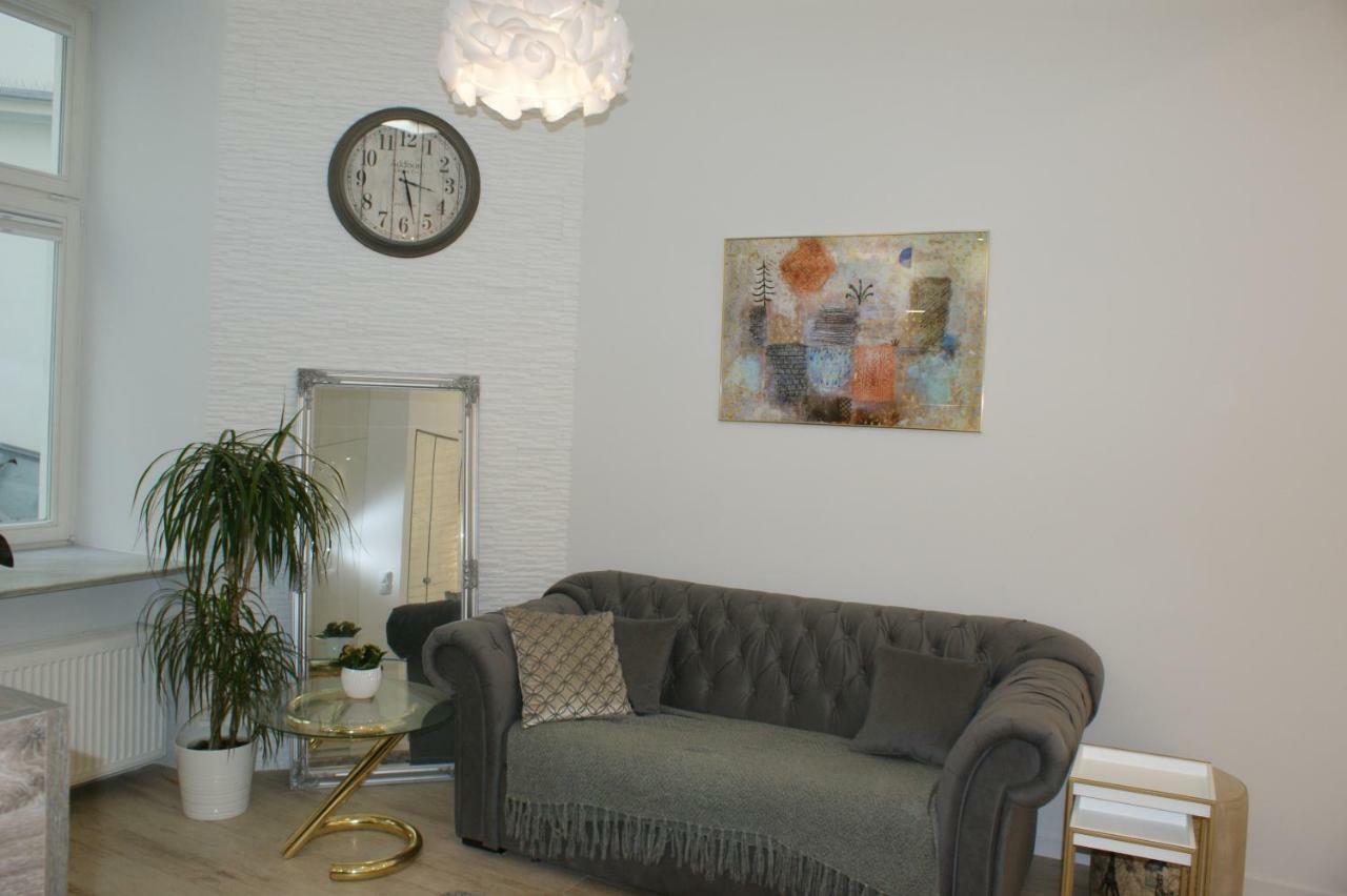 Lovely Apartment- Poznanska 16 Varşovia Exterior foto